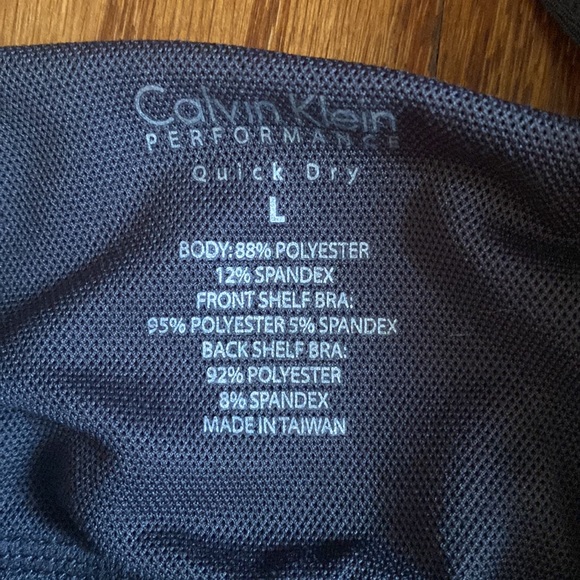 Calvin Klein Performance Tank - Picture 4 of 10